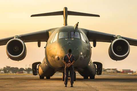 Avião usado no combate a incêndios no Pantanal é eleito o mais elegante do mundo