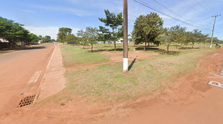 Esquina da Praça da Vila Industrial onde corpo da vítima foi encontrado (Foto: Google Street View)