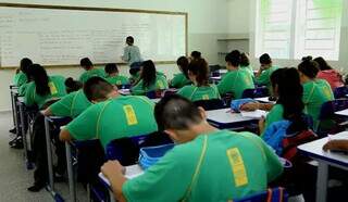 Estudantes da rede estadual de ensino em sala de aula. (Foto: Bruno Rezende/Arquivo)