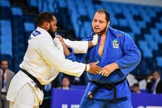 Rafael Silva (de azul) é o único atleta sul-mato-grossense no Time Brasil para os Jogos Olímpicos (Foto: Divulgação) 