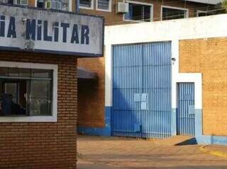 Fachada do Presídio Militar em Campo Grande, localizado no complexo penitenciário do Jardim Noroeste (Foto: Campo Grande News/Arquivo)