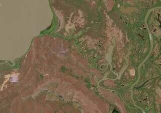 Parte da Serra do Amolar e fronteira monitorada por satélites (Imagem de satélite: Reprodução/Corpo de Bombeiros)