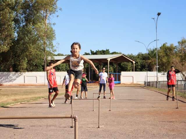 Com atletas ganhando medalhas, Instituto Sangue Bom investe no atletismo  