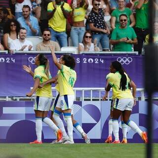 Jogadoras da Seleção Brasileira de futebol feminino comemorando gol (Foto: Rafael Ribeiro/CBF) 
