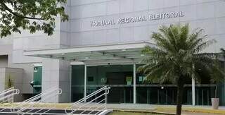Fachada do TRE (Tribunal Regional Eleitoral), situado no Parque dos Poderes, em Campo Grande. (Foto: Marcos Maluf)