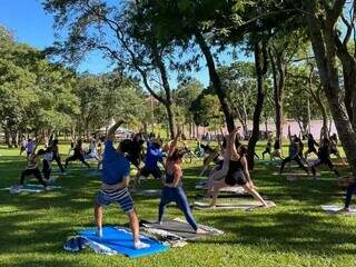 Domingo tem aula gratutia de yoga no parque (Foto: Divulgação)