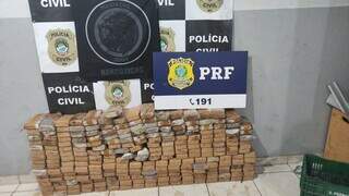 Droga é apreendida escondida em tanque de caminhão (Foto: Divulgação/ PRF)