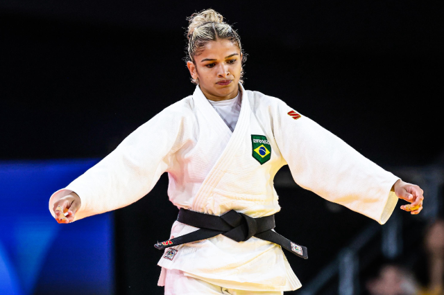 Brasil fatura medalhas de bronze no jud&ocirc; e com Rayssa Leal no skate