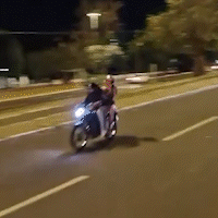 Motociclista foge da polícia pela contramão nos altos da Avenida Afonso Pena