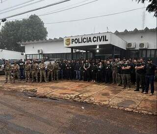 Equipes policiais empenhadas na operação desta terça-feira (Foto: Divulgação | PCMS)
