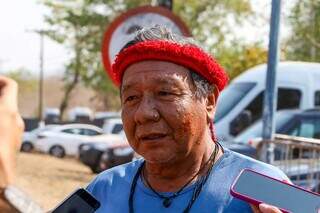 Anastácio Peralta, guarani-kaiowá de Dourados, em entrevista sobre conversa com Lula (Foto: Henrique Kawaminami)