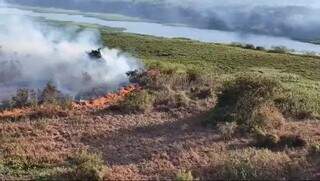 Incêndio registrado na região da Nhecolândia, no Pantanal de MS (Foto: Divulgação/CBMS)
