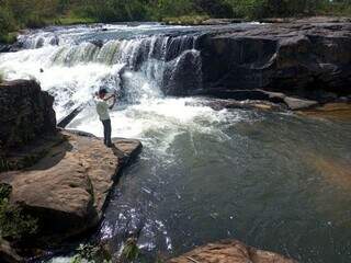 Imagem da Cachoeira do Constantino, em Corguinho. (Foto: Divulgação/Prefeitura)