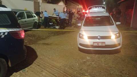 Homem é morto a tiros em frente a filha no Coophavila