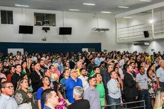 Hino nacional abriu convenção no plenário da Câmara Municipal de Campo Grande. (Foto: Juliano Almeida)