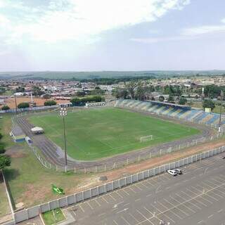 Estádio Laertão, em Costa Rica, receberá jogo de abertura entre Crec e Ícaro (Foto: Divulgação)