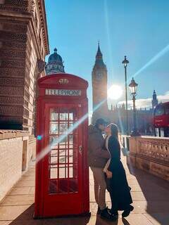 Casal durante visita a Londres, na Inglaterra (Foto: Arquivo Pessoal)