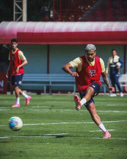 São Paulo x Flamengo e outras 4 partidas movimentam o sábado no Brasileirão