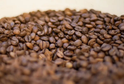 Lote de café incluso em lista de "impróprios" foi retirado de mercados