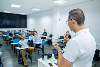 Estudantes durante palestra na sede da Sejuv, em Campo Grande. (Foto: Arquivo/Campo Grande News)