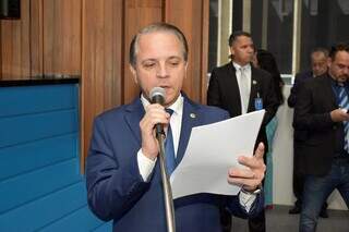 Autor da proposta, Coronel David, durante discurso na Alems (Foto: Divulgação/Alems)