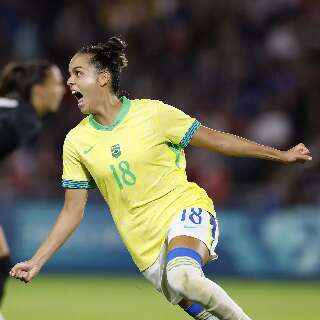 Brasil reencontra Espanha por vaga na final do futebol olímpico feminino