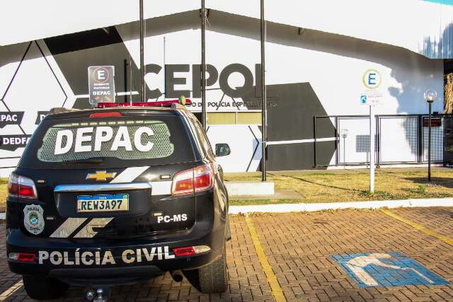 Homem &eacute; encontrado ferido dentro de banheiro e morre no hospital