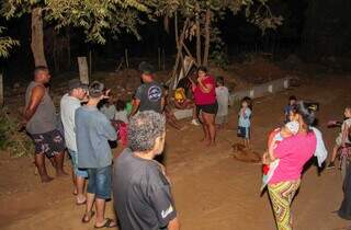 M&aacute;quinas chegam de noite e acabam com novo acampamento em &aacute;rea da Homex