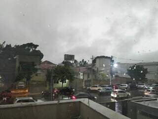 &ldquo;Chuva cai e aben&ccedil;oa nosso bioma&rdquo;, comemora morador de Corumb&aacute; ap&oacute;s estiagem