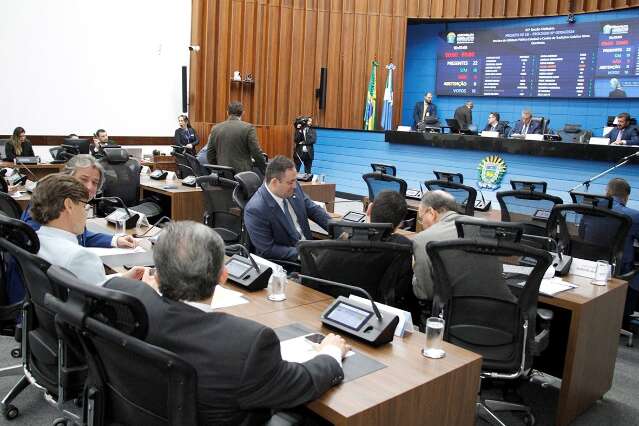 Deputados aprovam medida de defesa sanit&aacute;ria que pro&iacute;be &quot;Dama da Noite&quot;