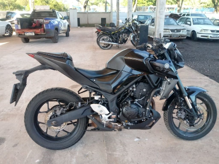 Segue aberto leilão do Detran que tem motocicleta esportiva a R$ 6 mil