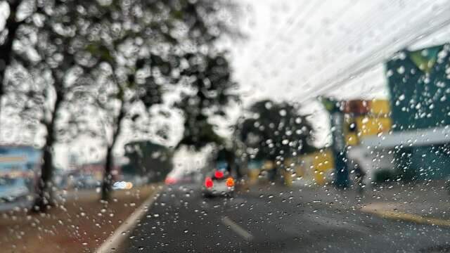 Ap&oacute;s enfrentar tempo seco, MS tem alerta at&eacute; de tempestade