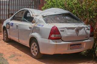 Carro ficou destruído (Foto: arquivo / Marcos Maluf)