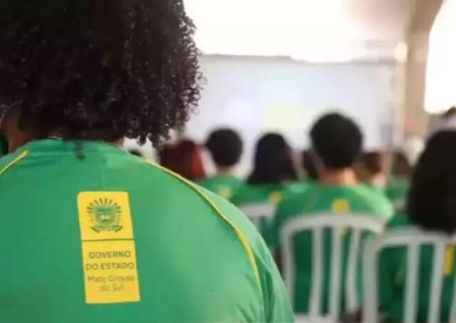 Defesa Civil vai treinar alunos a lidarem com desastres nas escolas