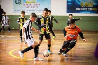 Times em quadra durante a segunda rodada da Copa Pelezinho (Foto: Divulgação)