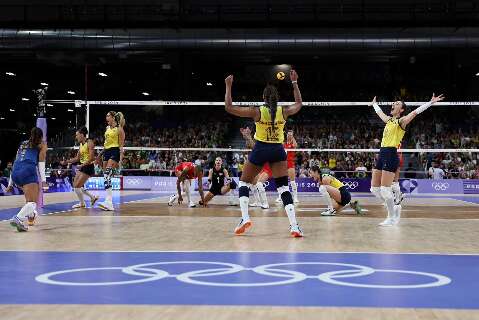 Brasil vence Turquia e garante bronze para o vôlei feminino