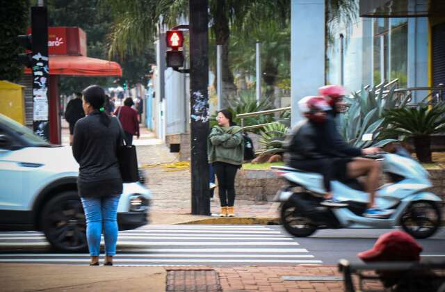 Frio continua nesta segunda com alerta em 42 cidades