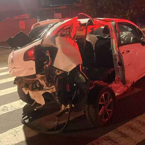 Motorista b&ecirc;bado que fugiu de blitz e bateu &eacute; solto ap&oacute;s pagar fian&ccedil;a 