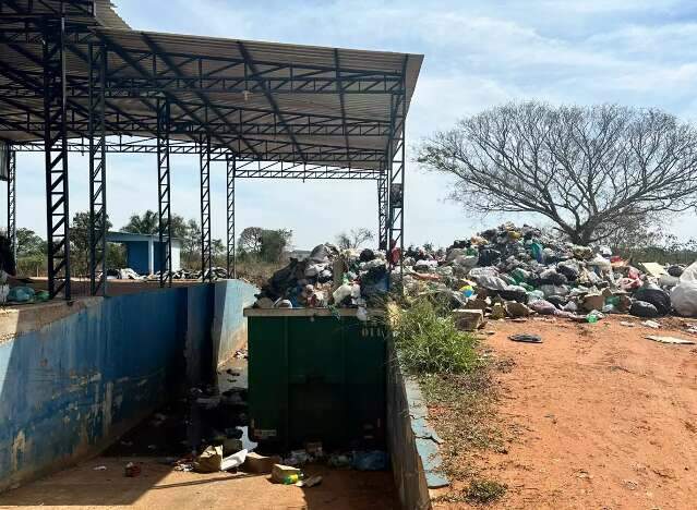 Esta&ccedil;&atilde;o de Transbordo de Santa Rita vira lix&atilde;o a c&eacute;u aberto, denuncia morador