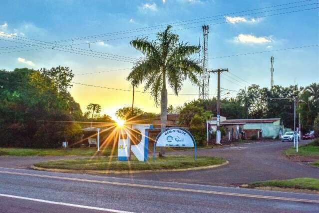 Ao fechar lot&eacute;rica, mulher &eacute; arrastada e trancada no banheiro por ladr&atilde;o