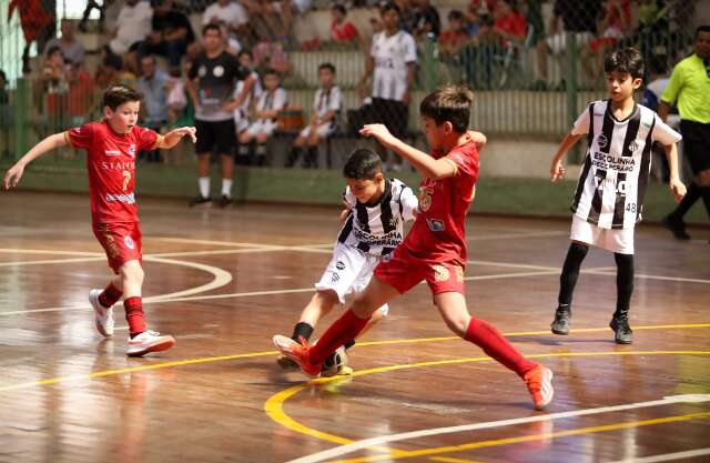 Rodada da Copa Pelezinho termina com 29 gols em tr&ecirc;s jogos 