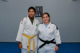 Judoca Kelly Kethyllin e técnica Anne Talitha no local de treinamento do Ismac (Foto: Paulo Francis)