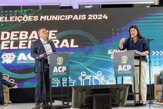 Beto Figueiró e Rose Modesto em rodada de perguntas no debate (Foto: Juliano Almeida)