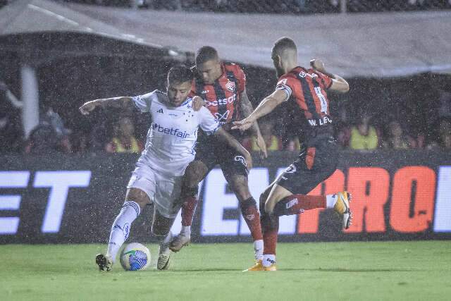 Cruzeiro cede empate e fica de fora do G4 no Campeonato Brasileiro