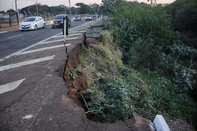 Obra contra desmoronamento na Ernesto Geisel inicia na pr&oacute;xima semana