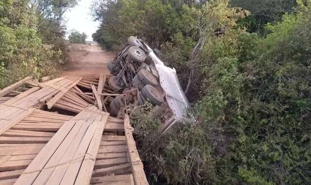 &Eacute; falso que ponte caiu comprometendo outro acesso a Jaraguari