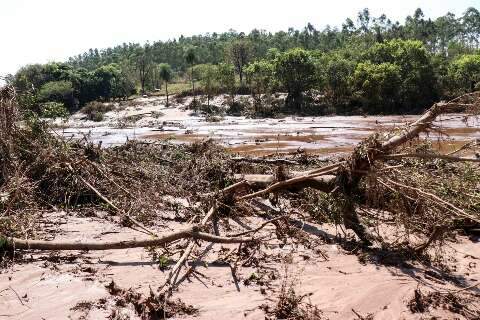 Há 20 anos, alerta foi feito sobre fissuras em barragem