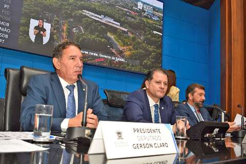 Projeto que cria quadro de bombeiros temporários é aprovado 