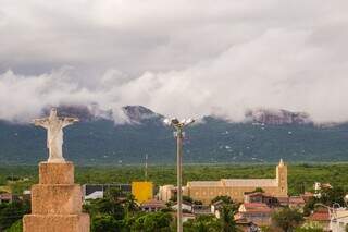 A Campo Grande &#34;mais velha&#34; fica no Rio Grande do Norte e é cercada pela Serra do Cuó (Foto: Divulgação/Heráclito Patrício)