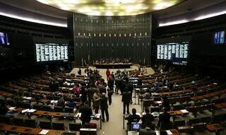 Plenário da Câmara dos Deputados, onde aconteceu a reunião do Congresso Nacional que promulgou a Pec da Anistia (Foto: Fabio Pozzebom/Agência Brasil)